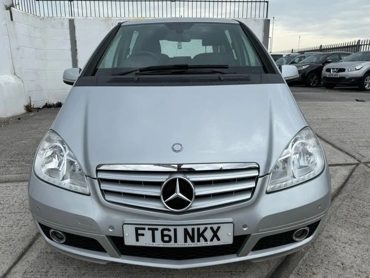 2012-mercedes-benz-a-class-20td-a180-avantgarde-se-cvt-big-10