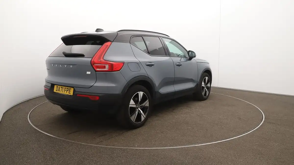 2021-volvo-xc40-15-t5-r-design-262bhp-big-52