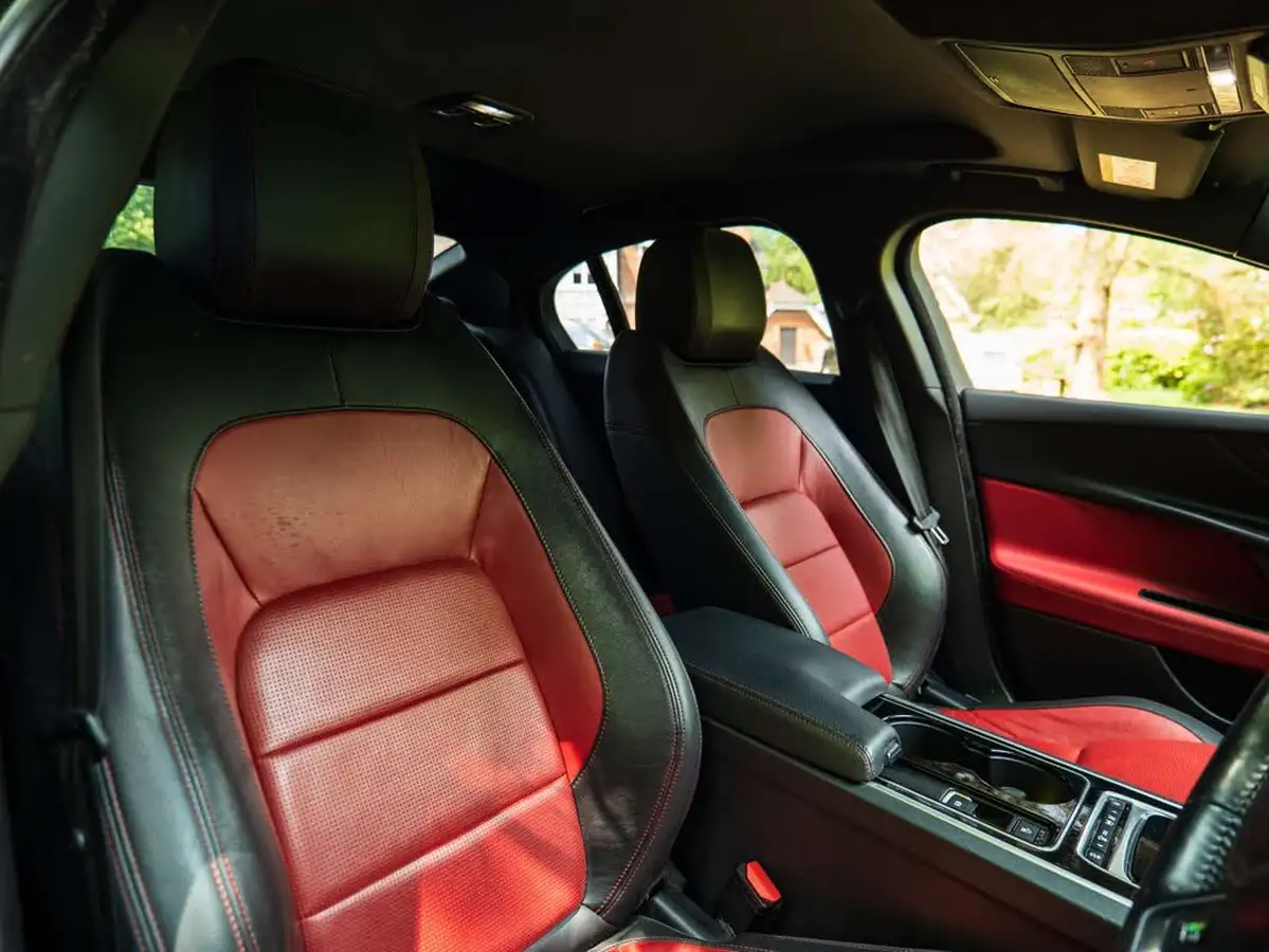 2016-jaguar-xe-20i-r-sport-240ps-big-12