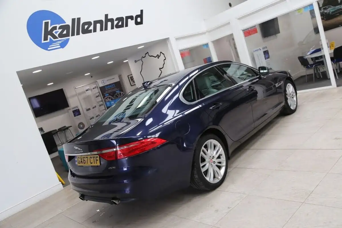 2017-jaguar-xf-20i-portfolio-200ps-saloon-4d-1999cc-big-19