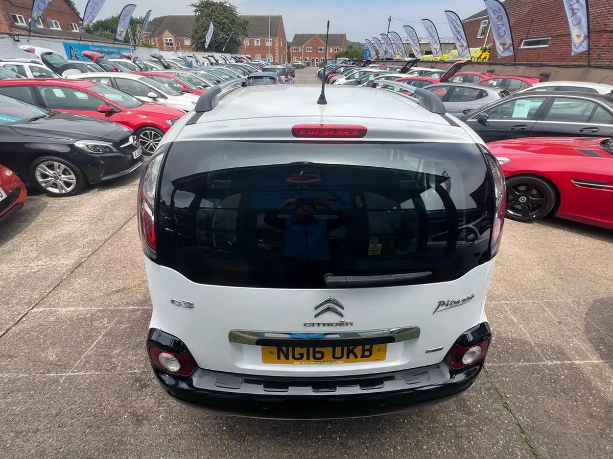 2016-citroen-c3-picasso-16bluehdi-edition-big-44