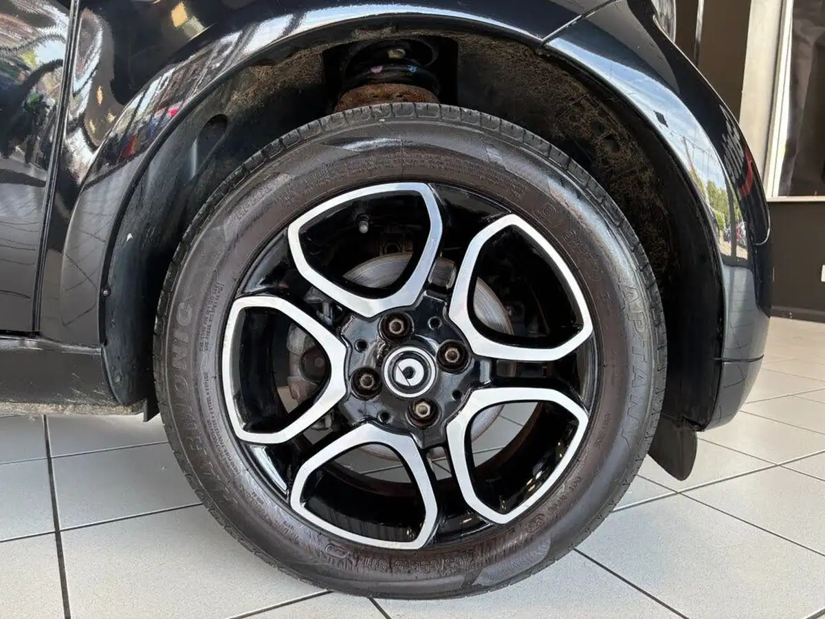 2016-smart-fortwo-09-prime-premiumss-coupe-big-13