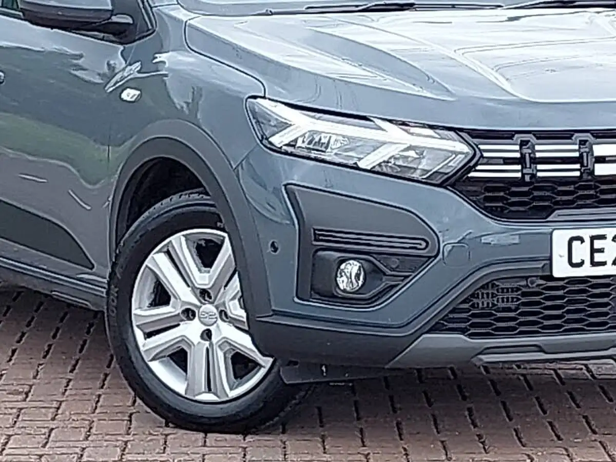 2024-dacia-jogger-10-tce-expression-big-8