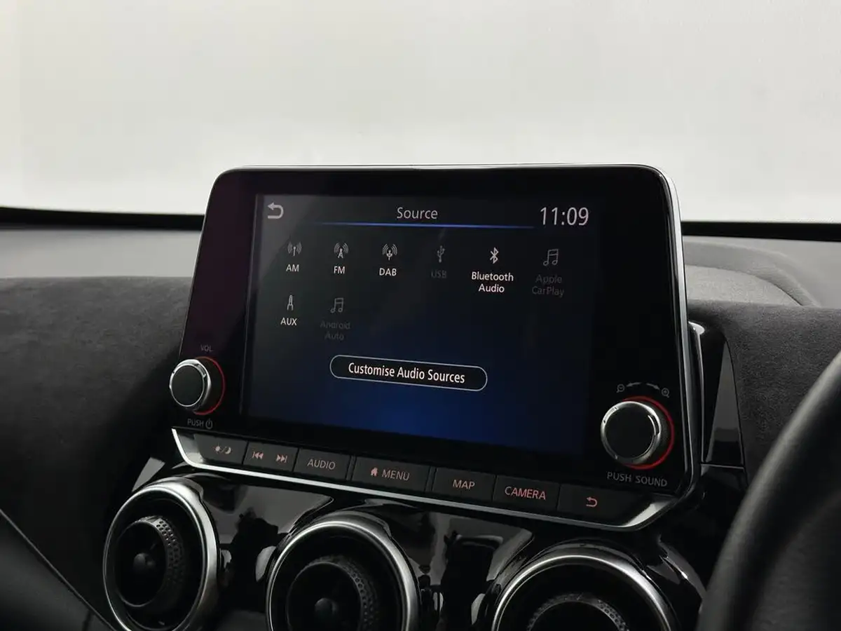 2021-nissan-juke-10-dig-t-tekna-big-20