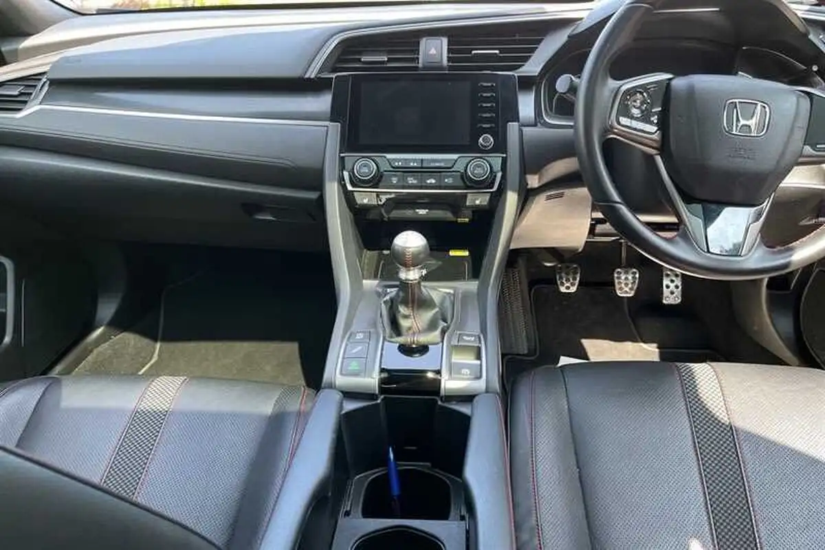 2020-honda-civic-10-vtec-turbo-ex-sport-line-big-13