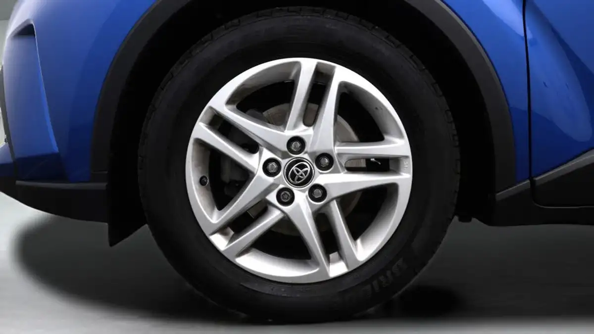 2022-toyota-c-hr-18-vvt-i-icon-big-18