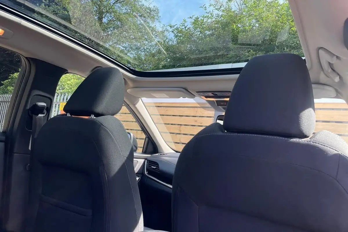 2021-nissan-qashqai-13-dig-t-premiere-edition-140ps-big-22