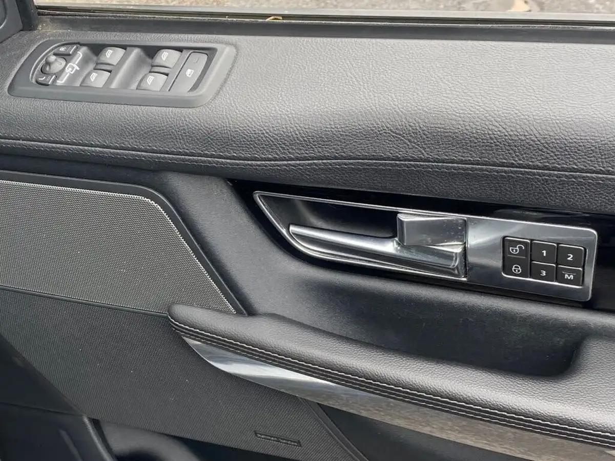 2011-land-rover-range-rover-sport-30td-hse-big-15