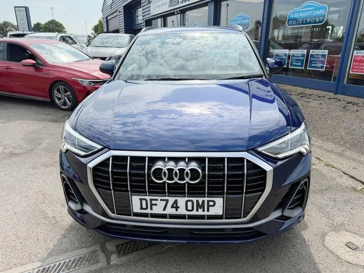 2024-audi-q3-15-35-tfsi-s-line-station-wagon-big-1