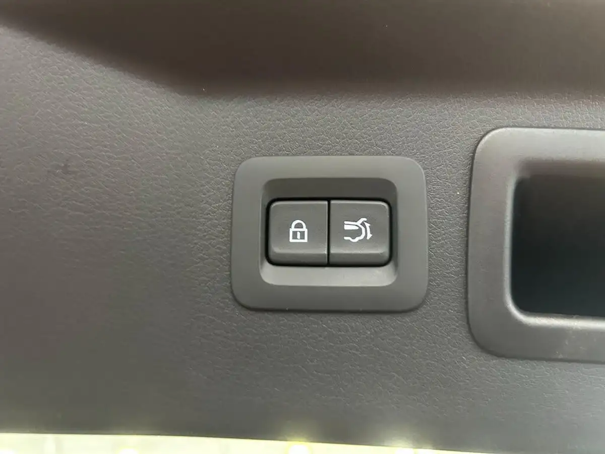 2025-mazda-cx-80-25-e-skyactiv-takumi-plus-conveniencedriver-assistancepan-sunroof-big-9