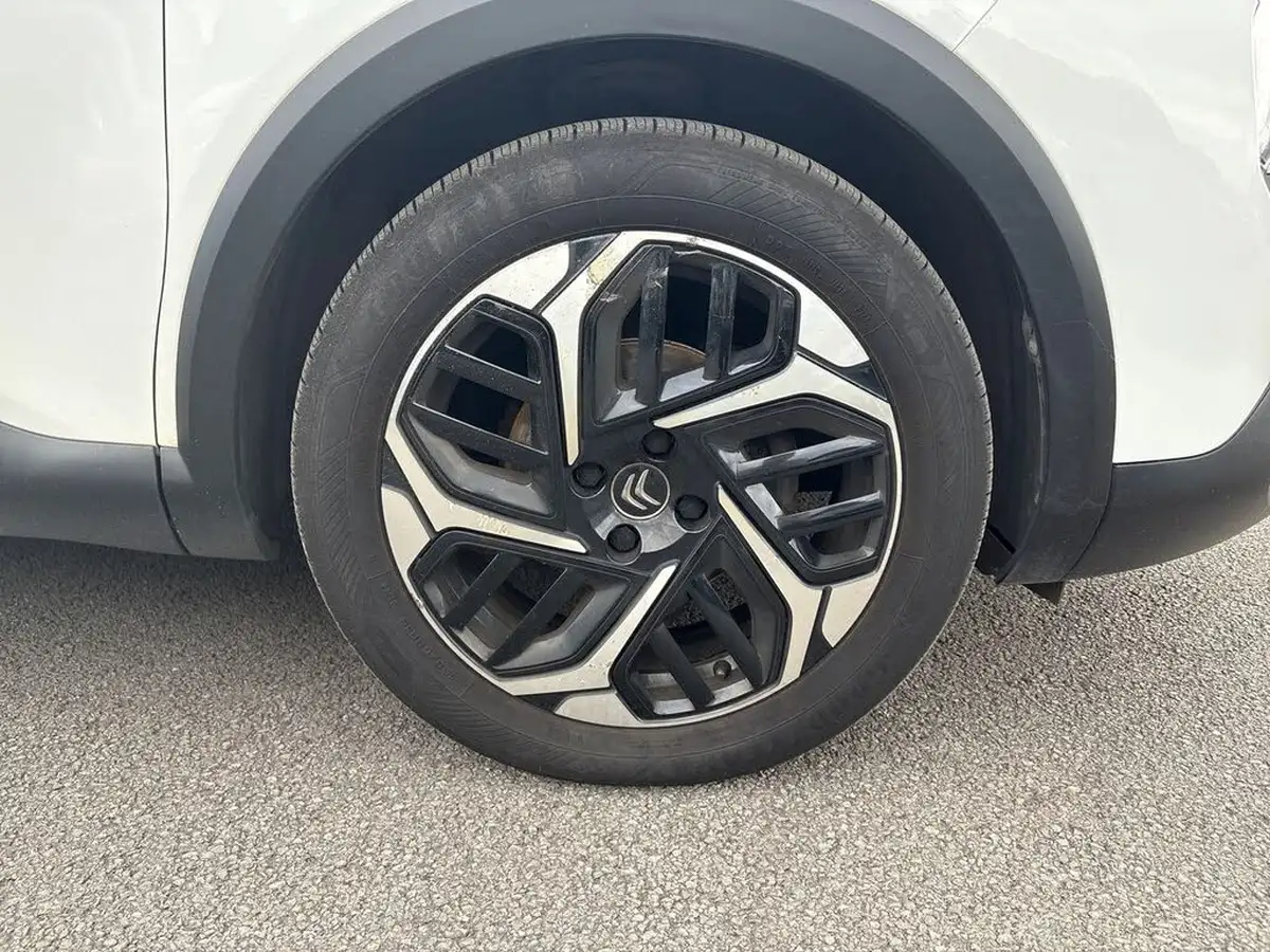 2021-citroen-c4-12-puretech-sense-big-17
