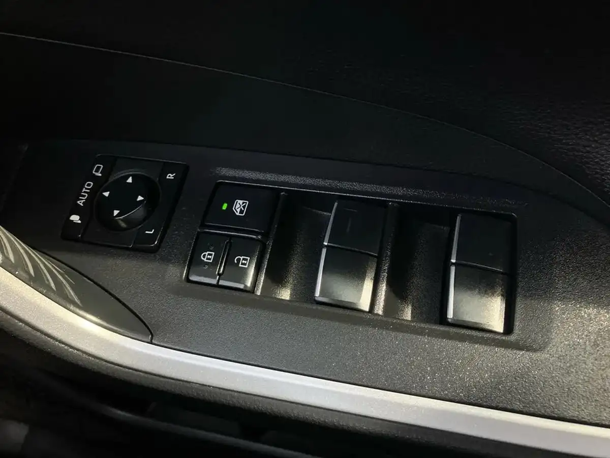 2021-toyota-rav4-25-vvt-i-black-edition-215bhp-big-20