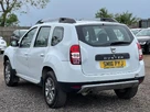 2016-dacia-duster-12-tce-laureate-small-10