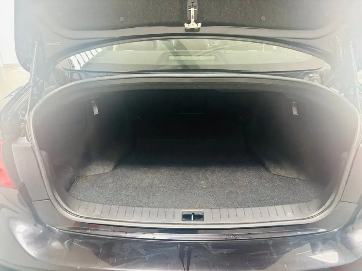 2015-infiniti-q50-22td-sport-170ps-auto-big-27