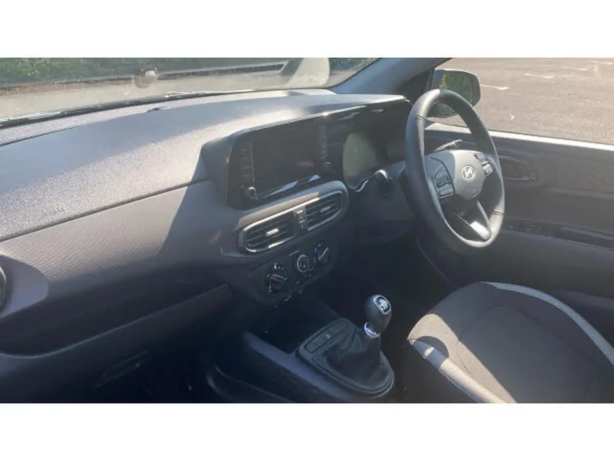 2025-hyundai-i10-10-advance-63ps-big-8