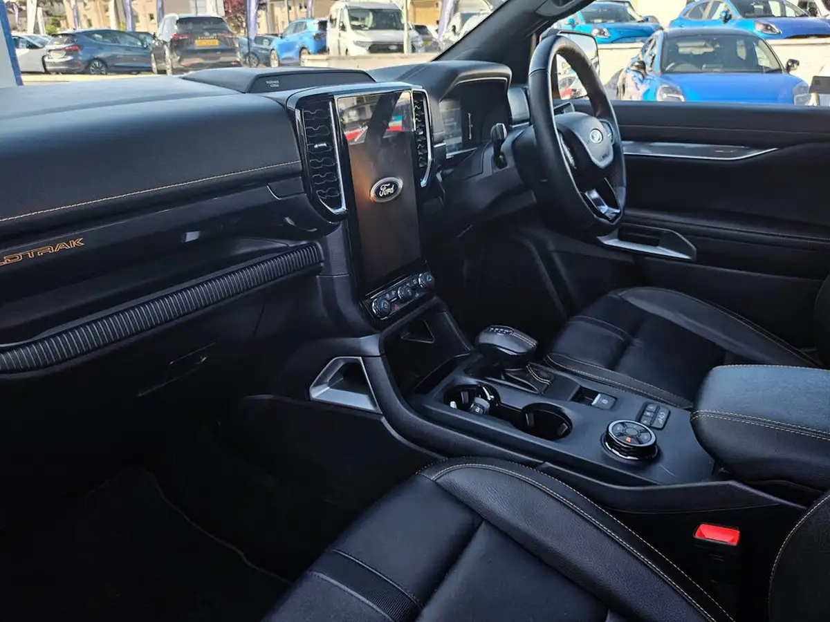 2023-ford-ranger-20-ecoblue-wildtrak-double-cab-big-12