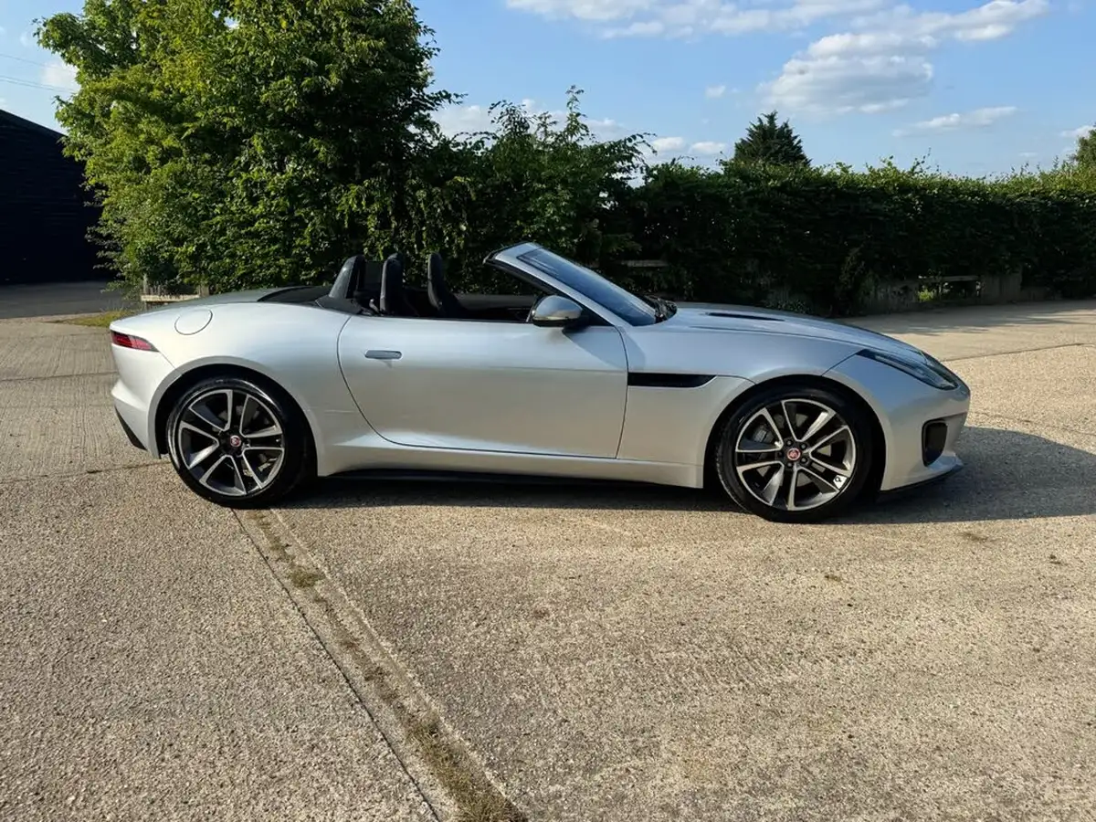 2018-jaguar-f-type-30-v6-sc-r-dynamic-340ps-ss-convertible-auto-big-9