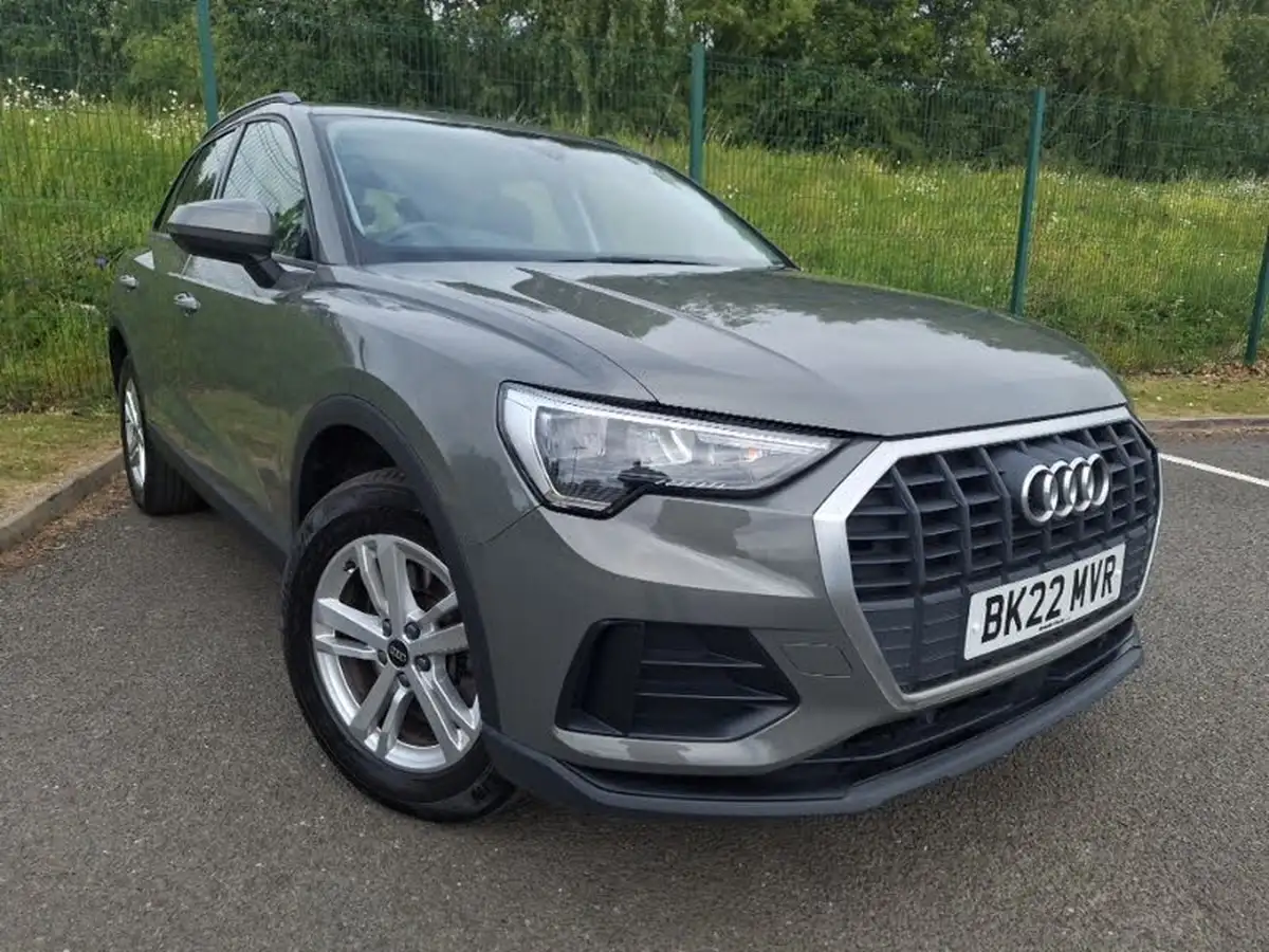 2022-audi-q3-14-45-tfsi-e-technik-big-0