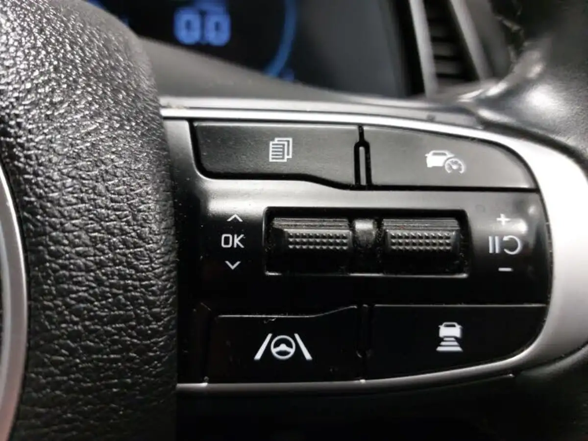 2022-kia-sportage-16-t-gdi-gt-line-261bhp-awd-phev-1598cc-auto-big-12