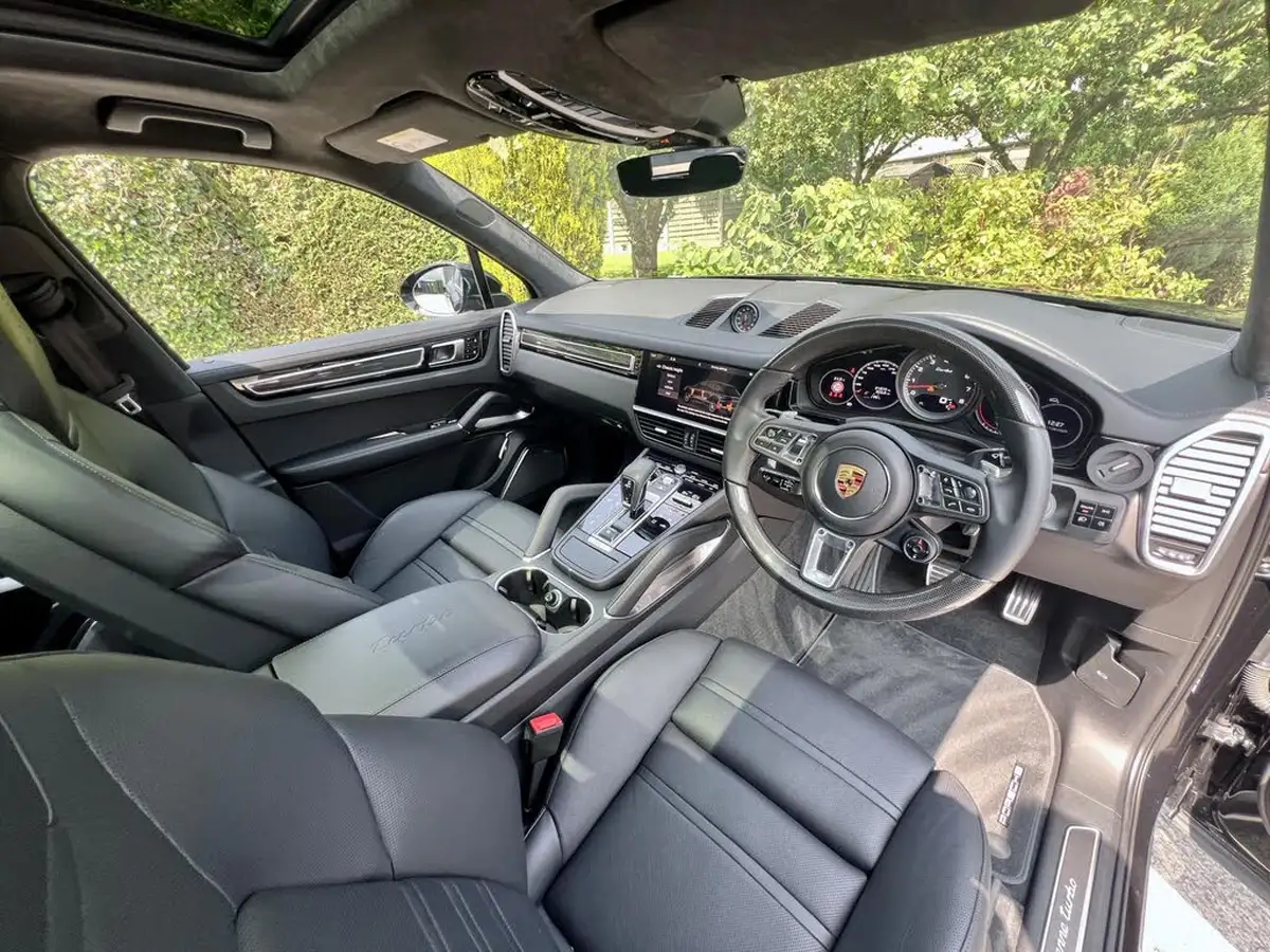 2020-porsche-cayenne-40-v8-turbo-station-wagon-big-1