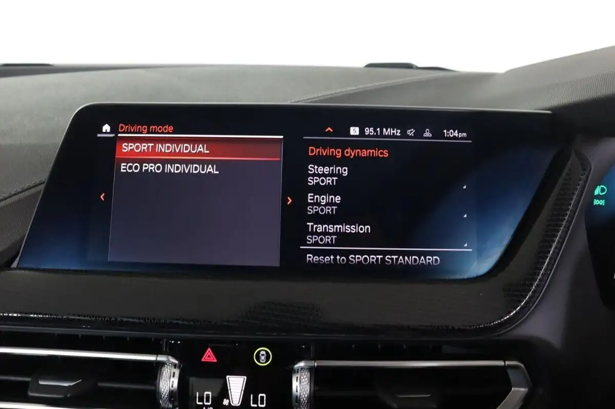 2023-bmw-1-series-15-118i-sport-dct-big-43