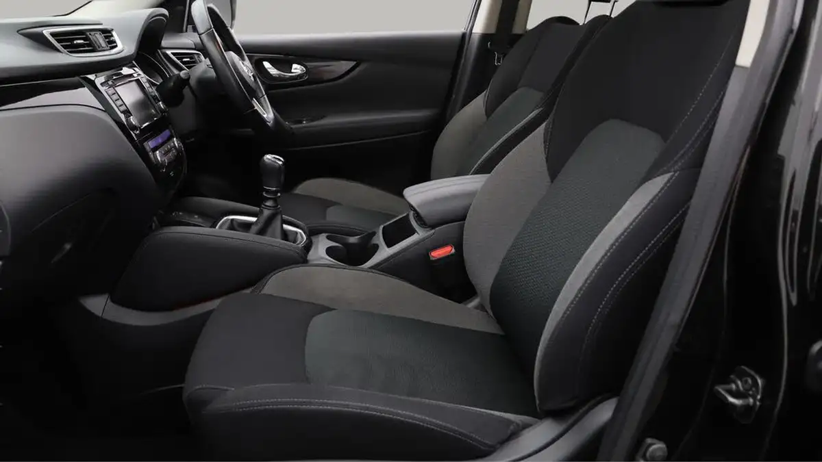2020-nissan-qashqai-13-dig-t-n-connecta-140ps-big-14