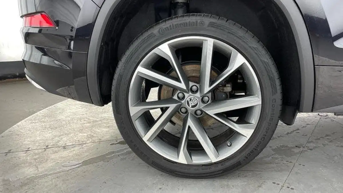2023-skoda-kodiaq-20tdi-laurin-klement-200ps-big-28