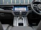 2020-porsche-macan-30-v6-s-small-40