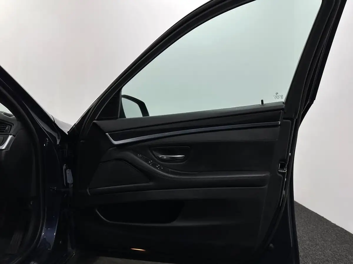 2014-bmw-5-series-20td-520d-se-touring-big-30