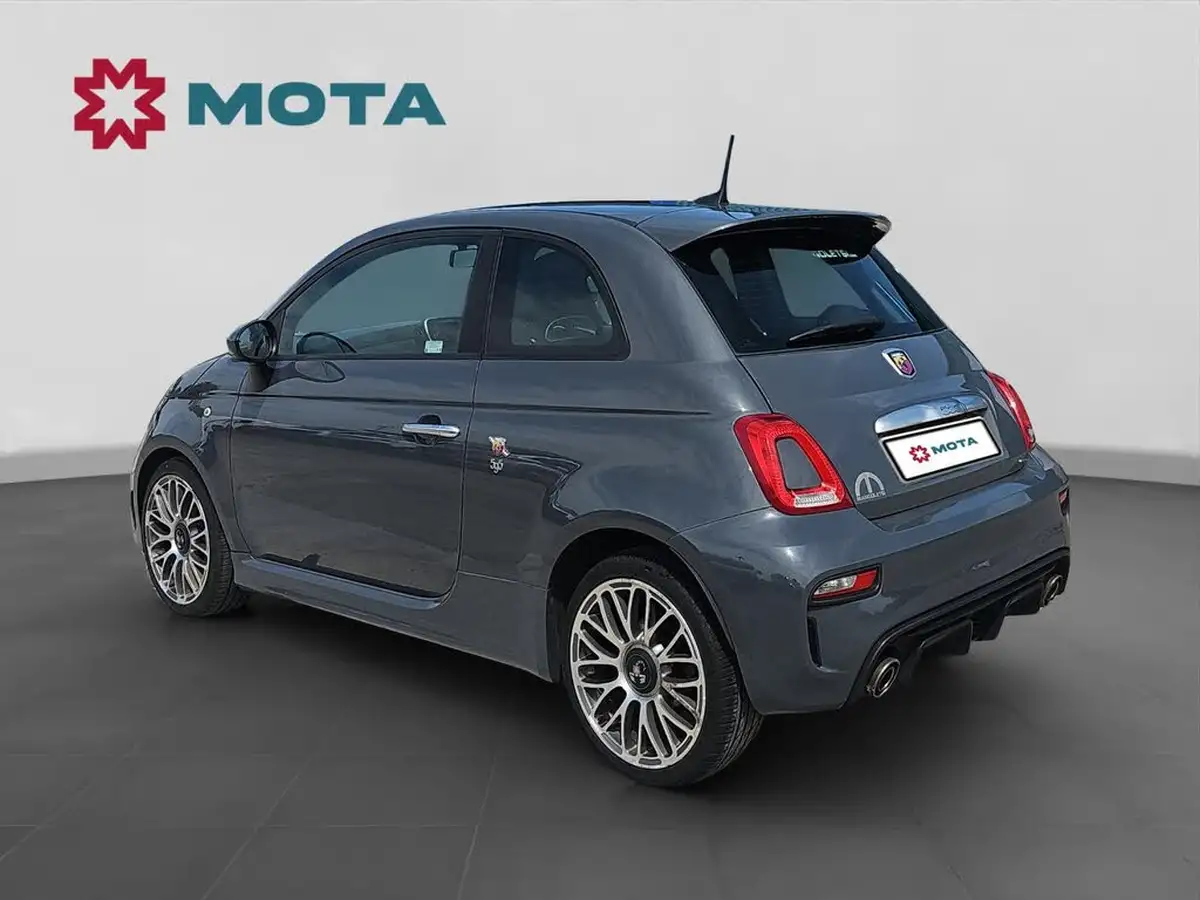 2017-abarth-595-14-tjet-big-7