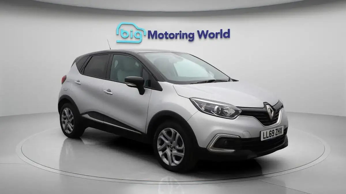 2019-renault-captur-13-tce-iconic-150bhp-ss-edc-auto-big-1