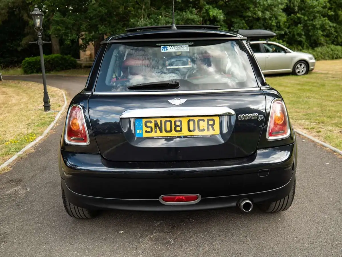 2008-mini-cooper-16td-cooper-d-110bhp-big-21