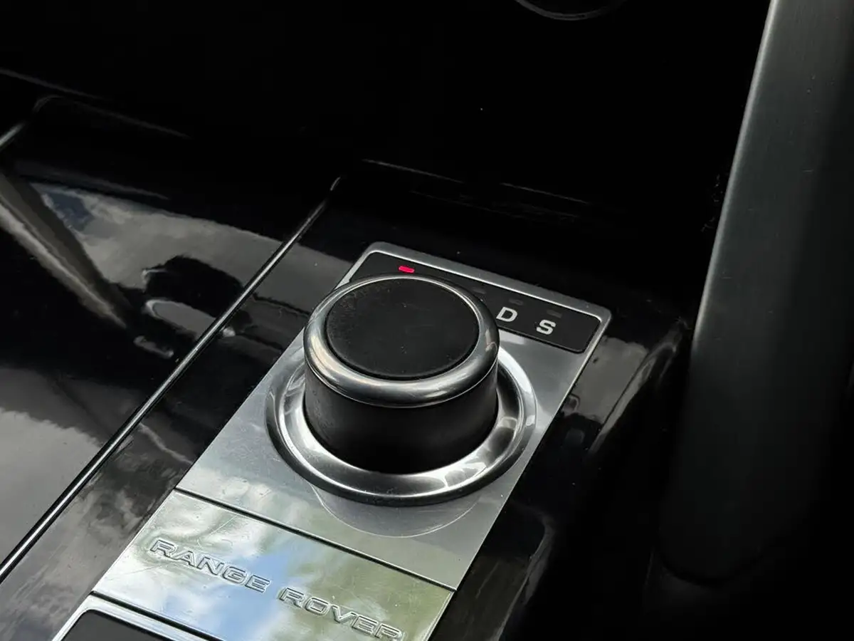 2013-land-rover-range-rover-44-sdv8-autobiography-big-43
