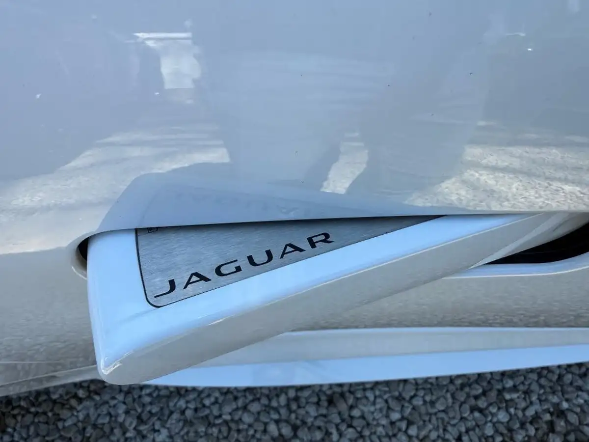 2020-jaguar-f-type-20-i4-chequered-flag-convertible-big-20