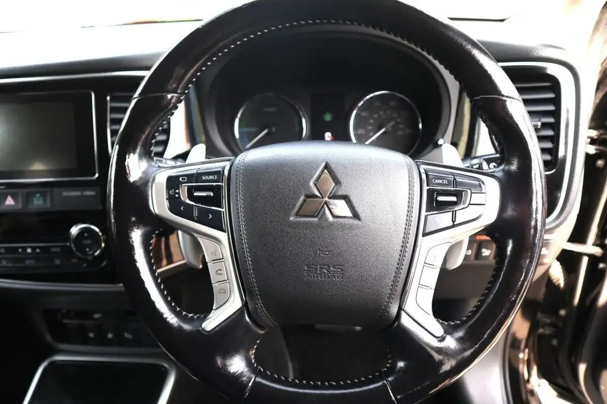 2018-mitsubishi-outlander-20-4hs-phev-5st-big-57