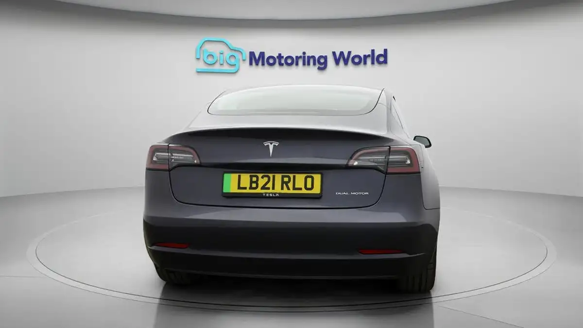 2021-tesla-model-3-e-long-range-4x4-big-6