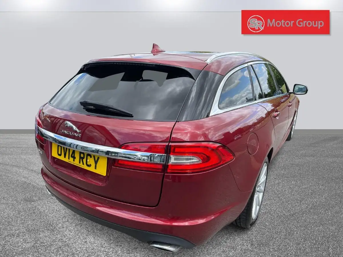 2014-jaguar-xf-30td-premium-luxury-sportbrake-5d-big-52