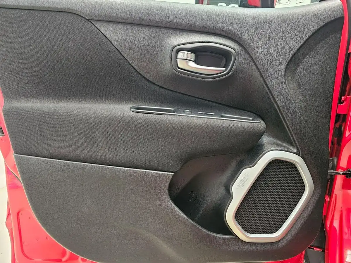 2015-jeep-renegade-16-multijet-ii-longitude-ss-big-21