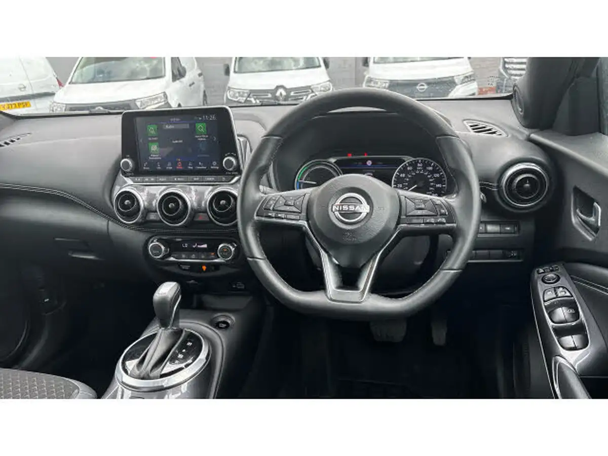2023-nissan-juke-16-hybrid-n-connecta-big-10