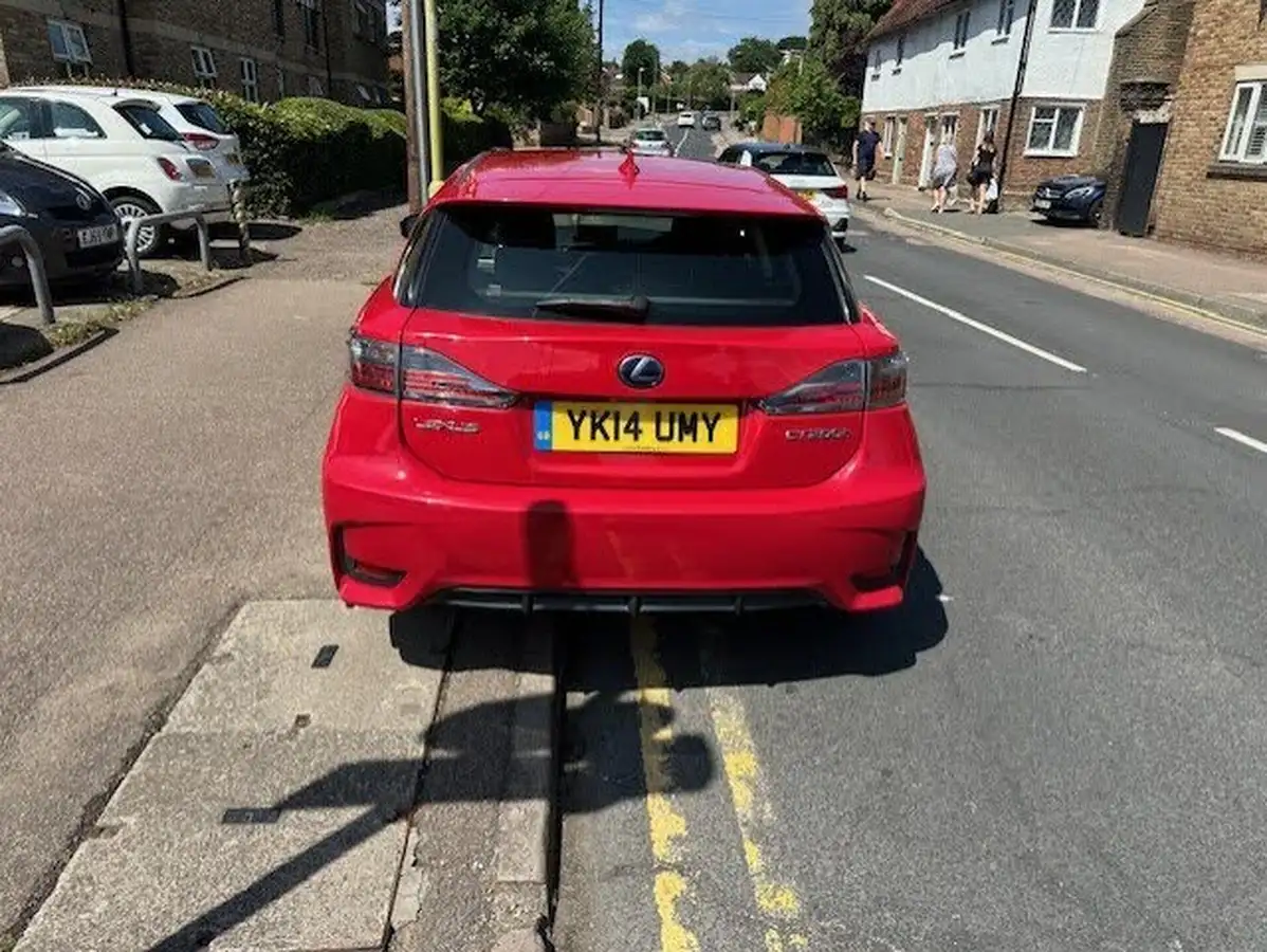 2014-lexus-ct-200h-18-s-big-5