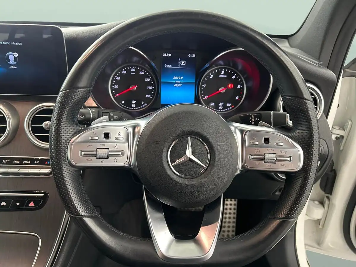 2019-mercedes-benz-glc-class-20d-glc220d-amg-line-station-wagon-5d-4matic-plus-big-30