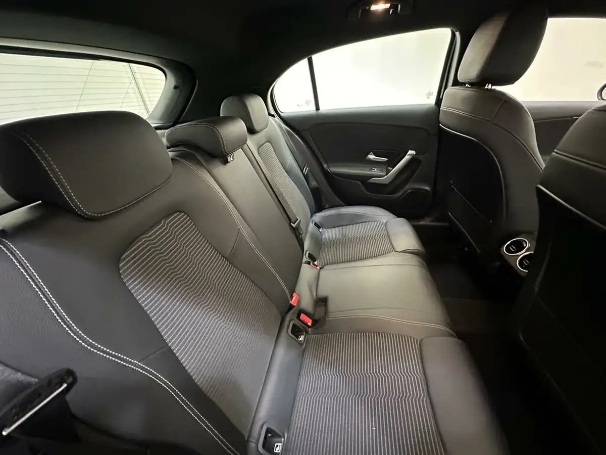 2019-mercedes-benz-a-class-20d-a200d-sport-hatchback-5d-big-17