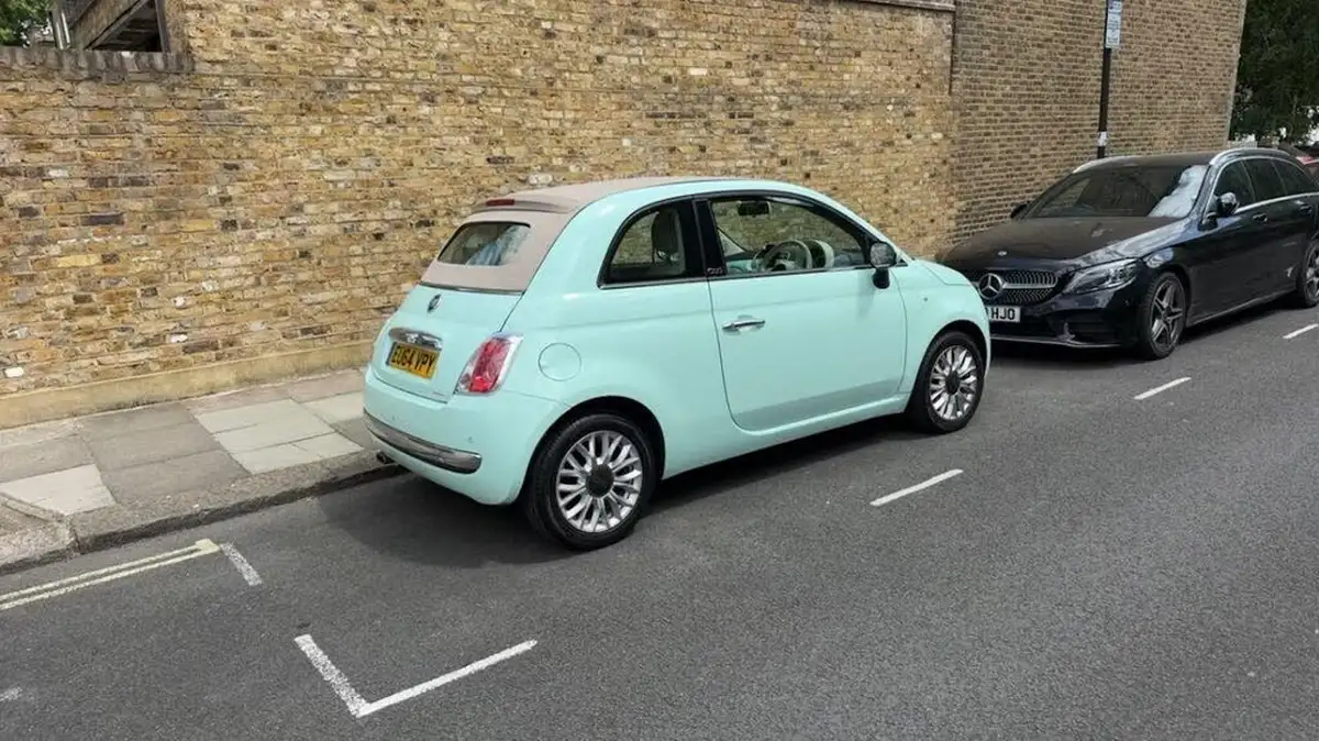 2014-fiat-500c-12-lounge-ss-dualogic-big-3