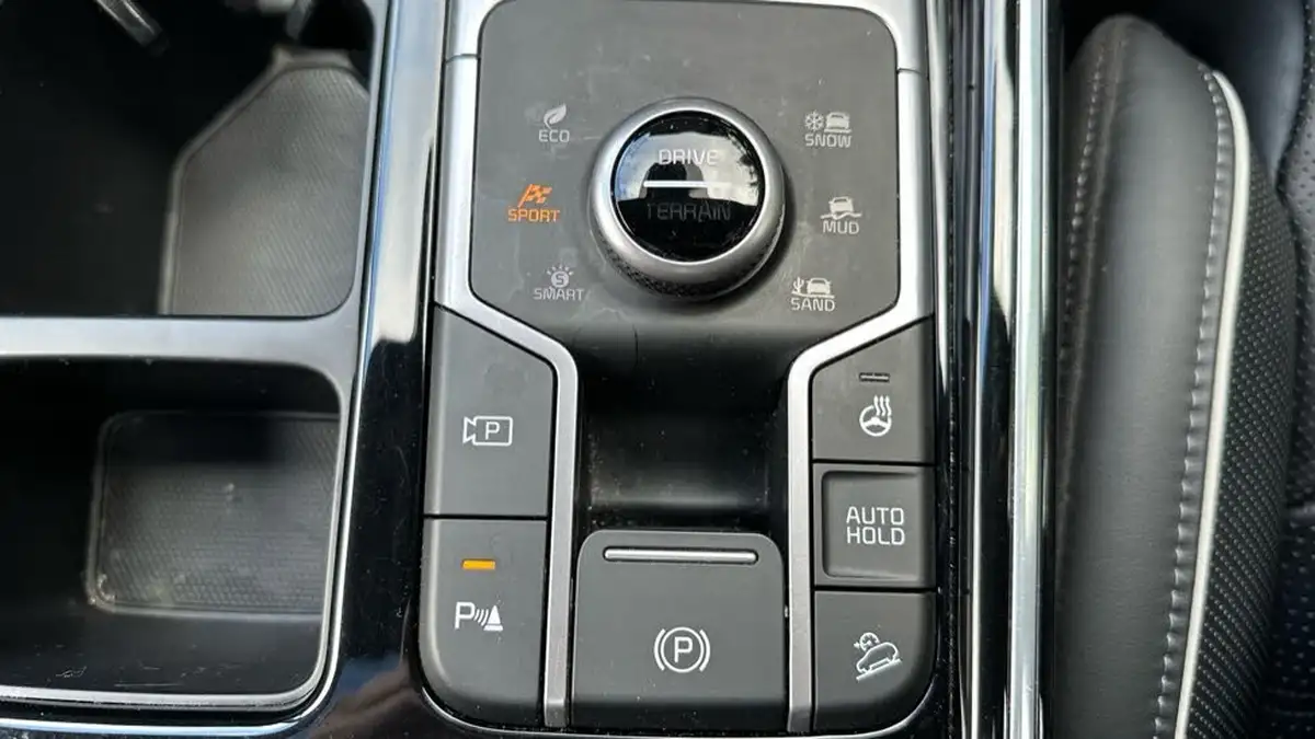 2022-kia-sorento-16-t-gdi-4-226bhp-hev-big-36