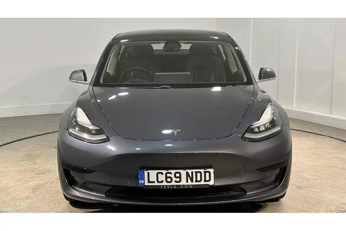 2019-tesla-model-3-e-standard-plus-big-2