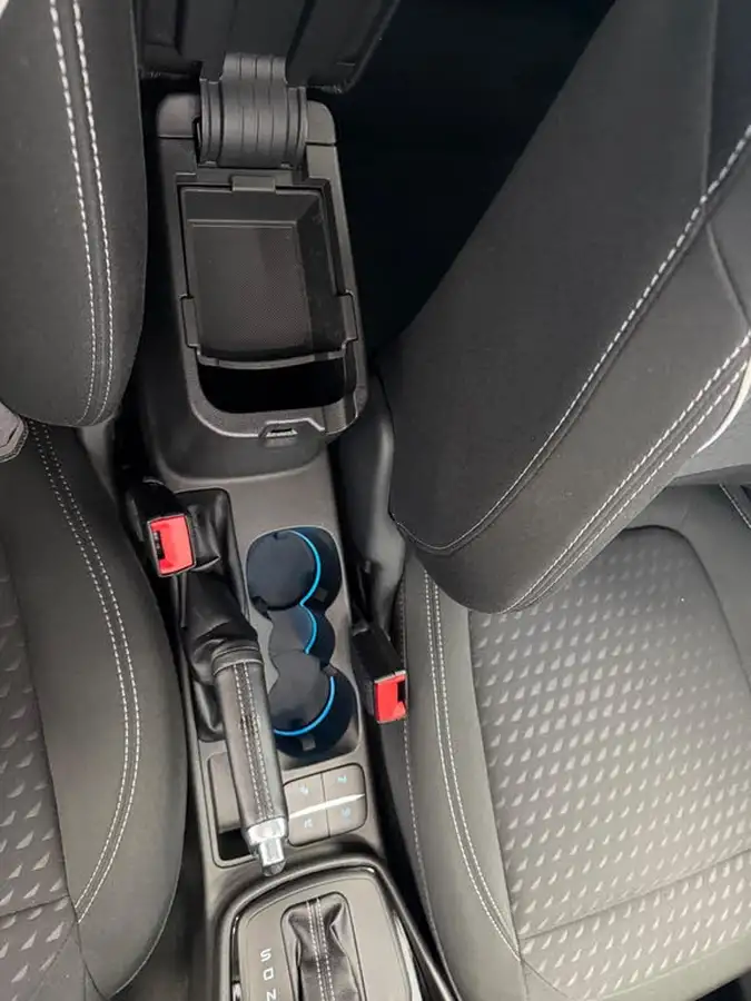 2018-ford-fiesta-10t-titanium-100ps-3d-auto-big-27