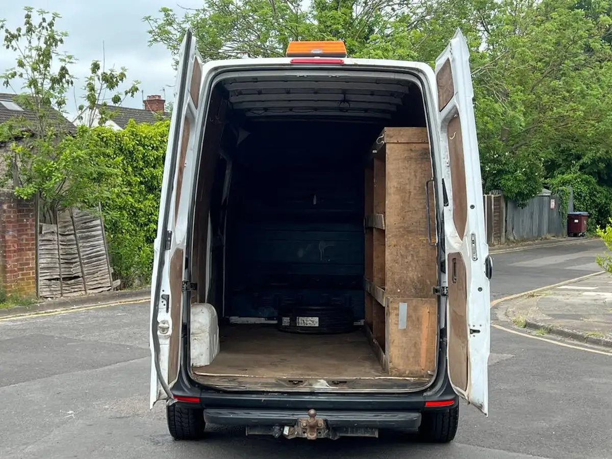 2019-mercedes-benz-sprinter-21cdi-314-l1h1-143pseu6c-panel-van-big-48