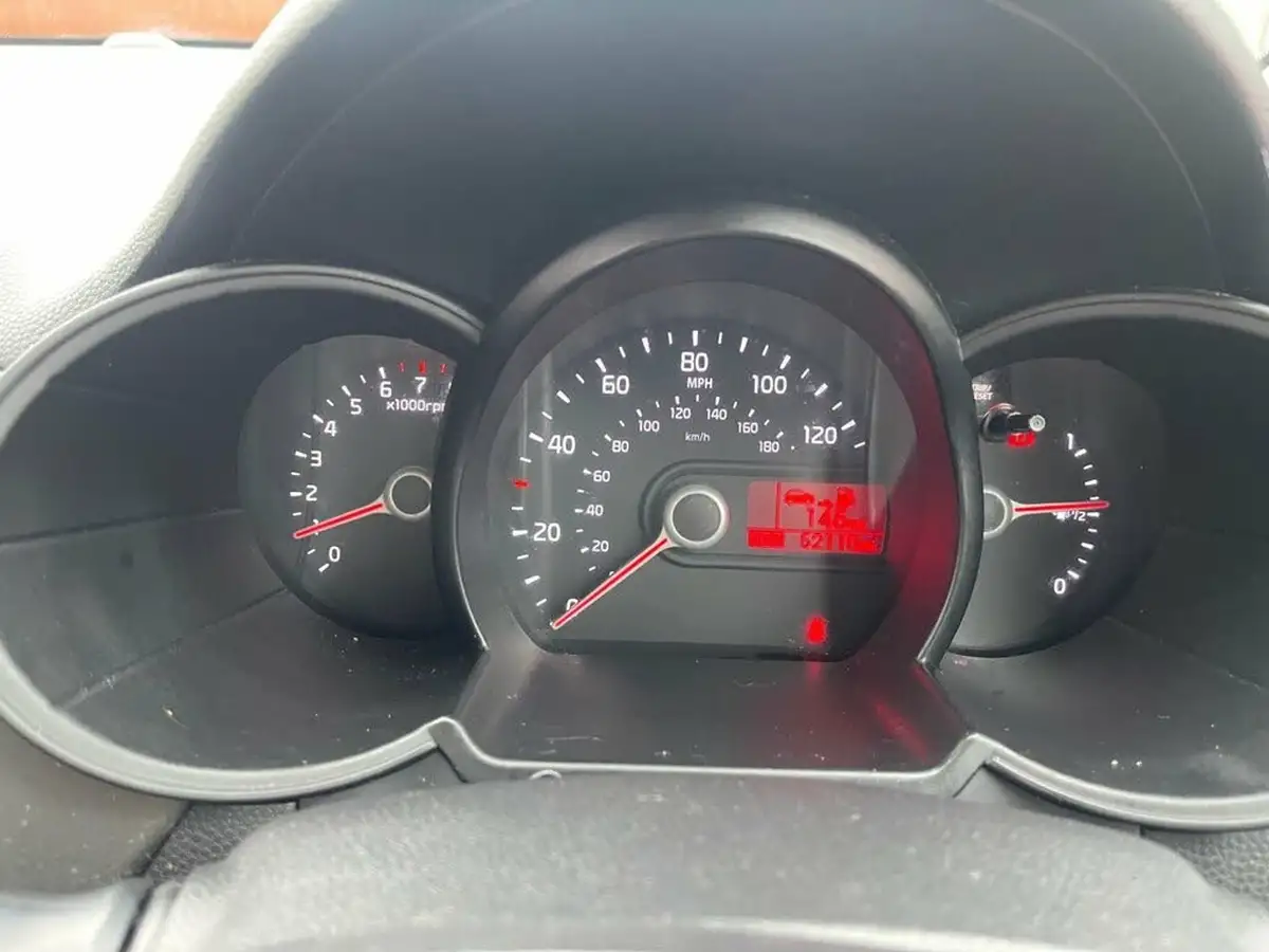 2014-kia-picanto-125-picanto-3-big-18