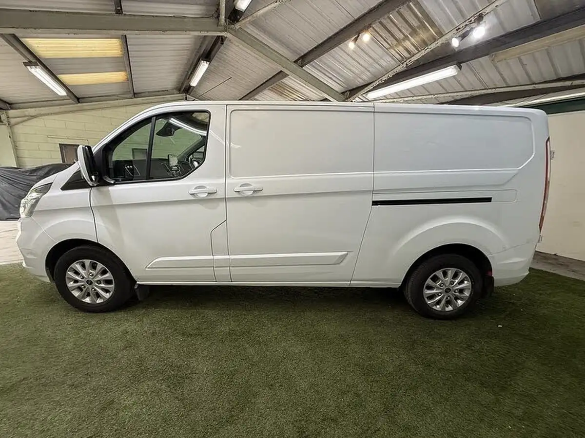 2020-ford-transit-custom-20tdci-300-l1h1-limited-130pseu6dt-panel-van-big-6