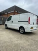 2014-renault-trafic-20dci-sl27dci-115-sport-small-14